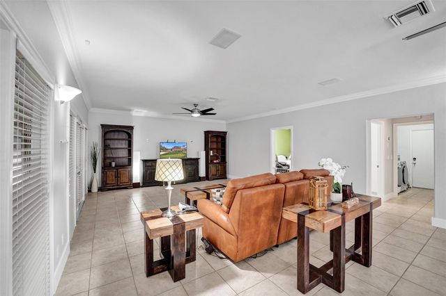 11300 Knot Way, Cooper City, FL 33026