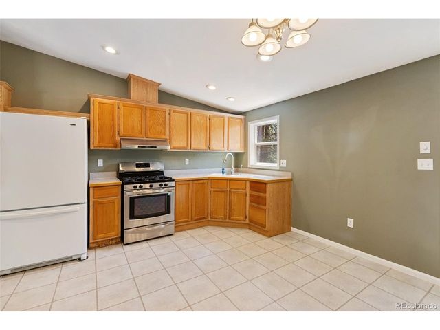 331 Rhyolite Ln, Florissant, CO 80816