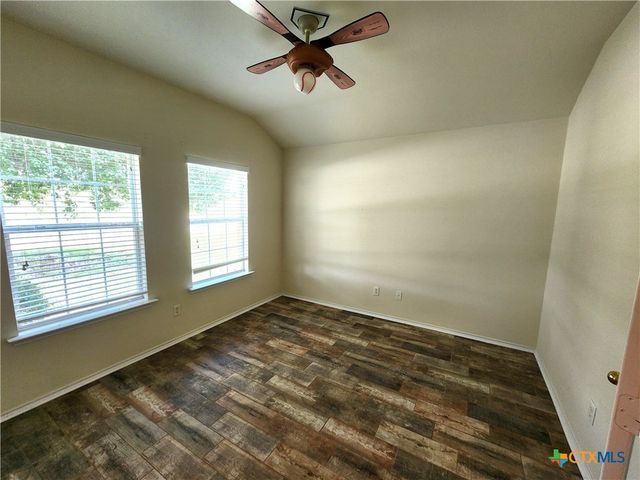 105 E Great Plains Trail, Harker Heights, TX 76548