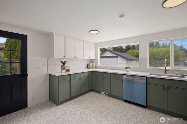 7035 S Prospect Street, Tacoma, WA 98409