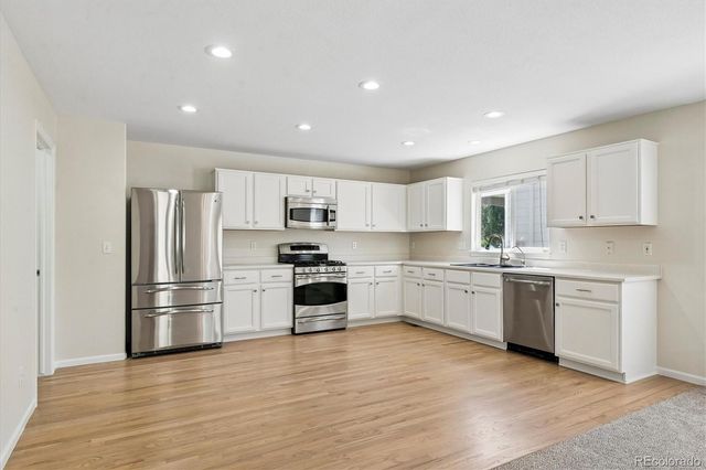 9849 Chatswood Trail, Highlands Ranch, CO 80126