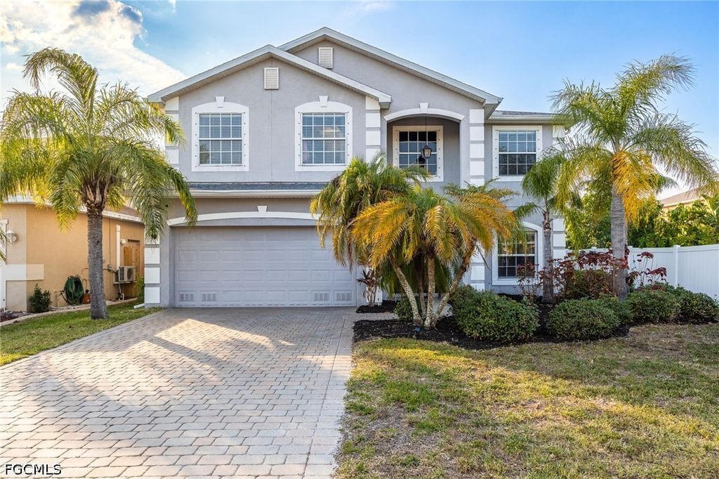 8197 Silver Birch WAY, Lehigh Acres, FL 33971