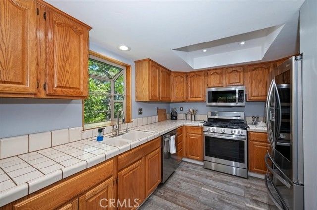 1056 Fiden Court, Crestline, CA 92325