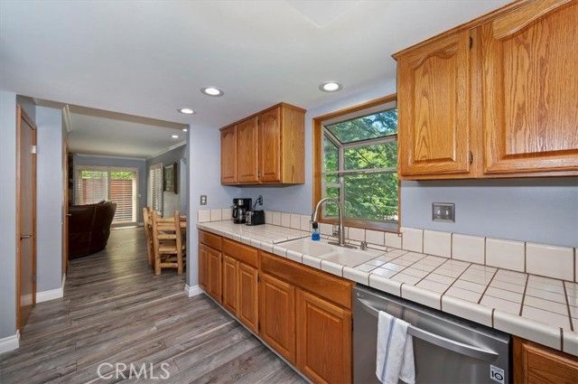 1056 Fiden Court, Crestline, CA 92325
