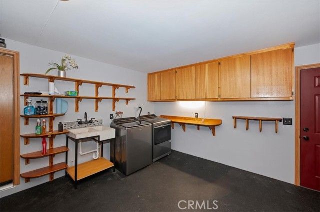 1056 Fiden Court, Crestline, CA 92325