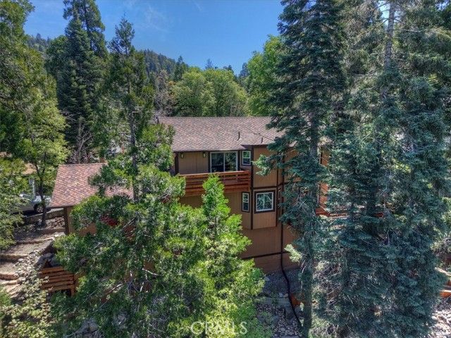 1056 Fiden Court, Crestline, CA 92325