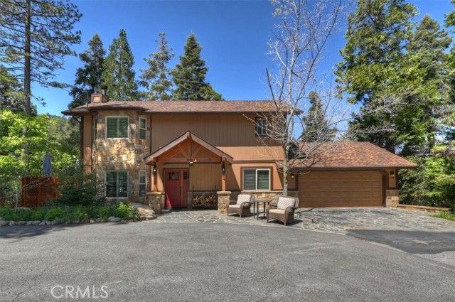 1056 Fiden Court, Crestline, CA 92325