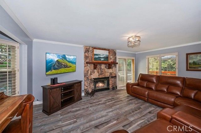 1056 Fiden Court, Crestline, CA 92325