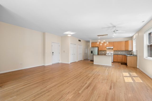 4149 N Kenmore Avenue 2S, Chicago, IL 60613