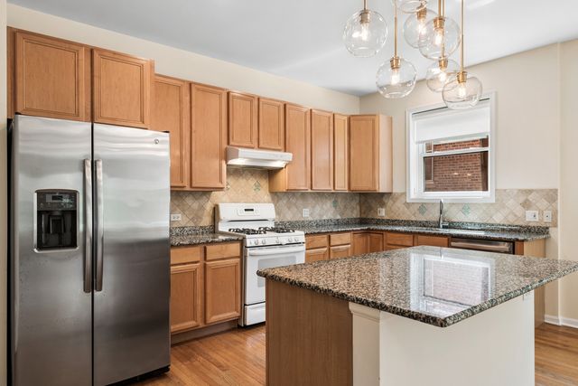 4149 N Kenmore Avenue 2S, Chicago, IL 60613