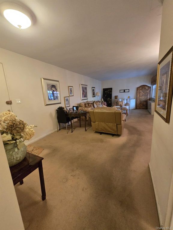 463 Summit Avenue 2-A, Cedarhurst, NY 11516 — photo 3