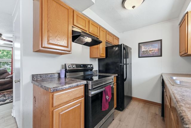 340 Tweedwood Drive, New Haven, IN 46774