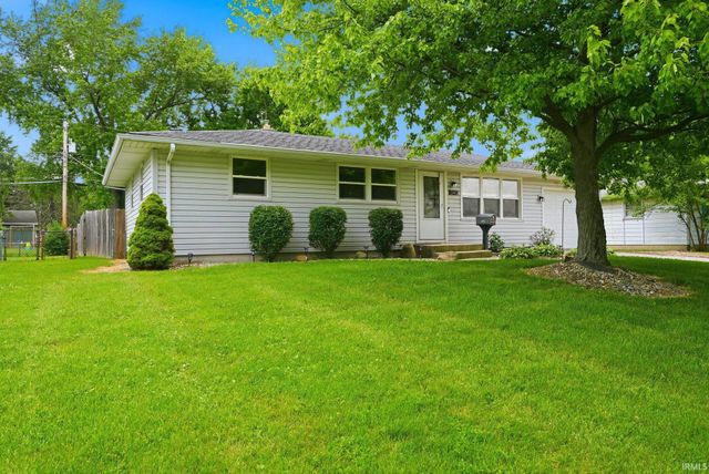 340 Tweedwood Drive, New Haven, IN 46774