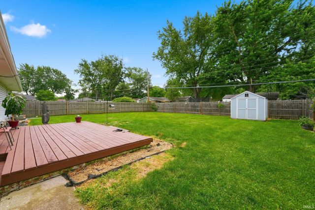 340 Tweedwood Drive, New Haven, IN 46774