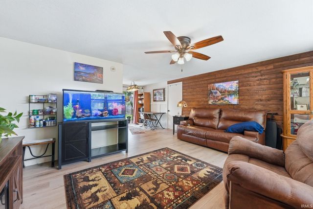 340 Tweedwood Drive, New Haven, IN 46774