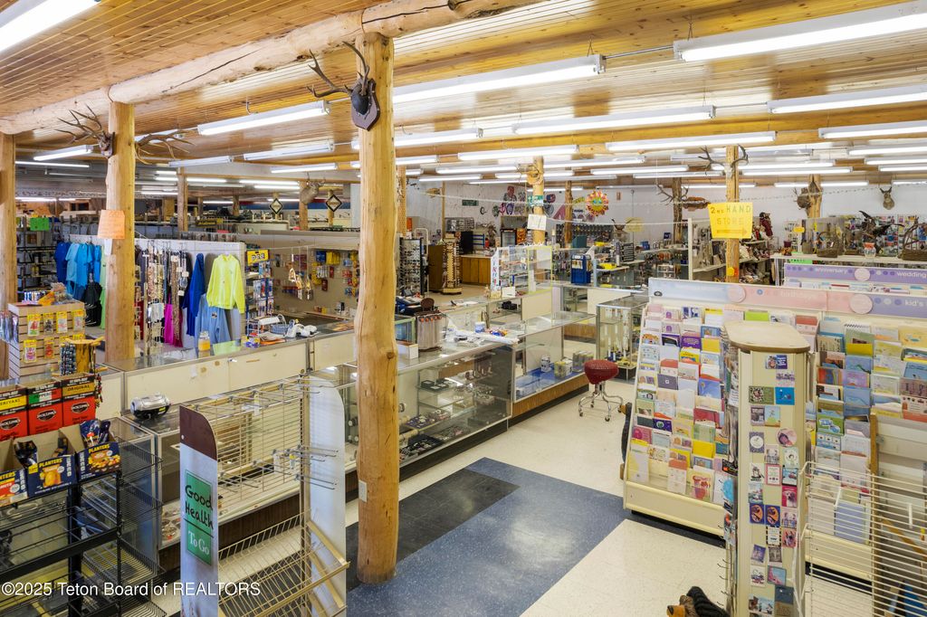 10652 US HIGHWAY 189, Big Piney, WY 83113 photo 15