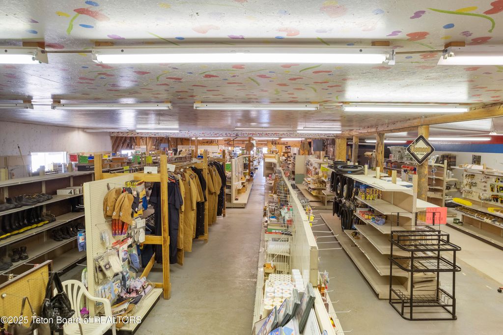 10652 US HIGHWAY 189, Big Piney, WY 83113 photo 19