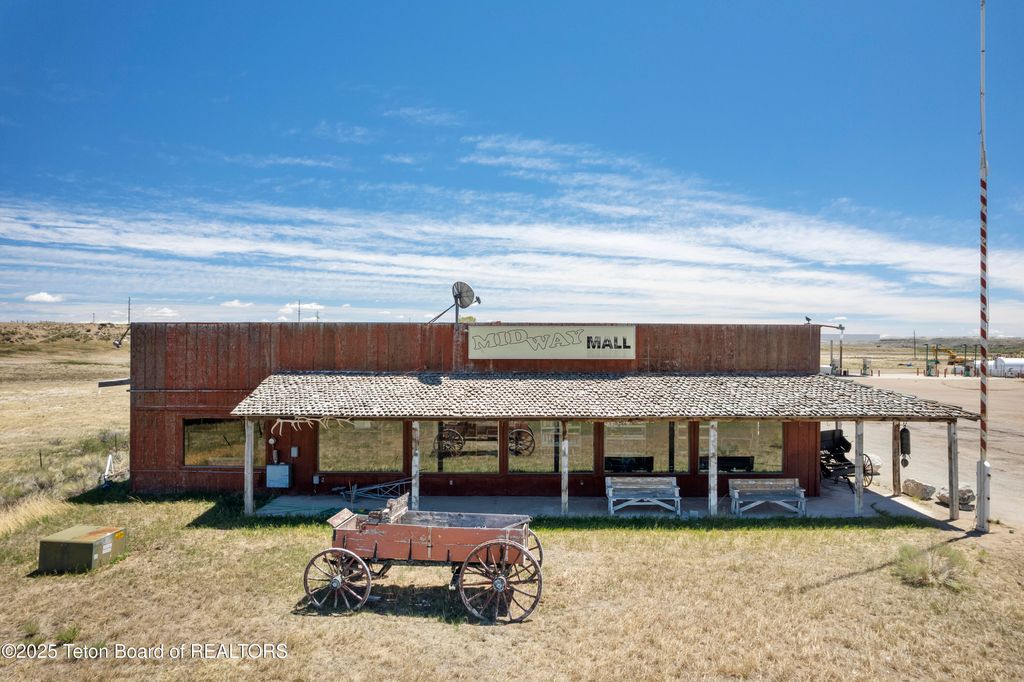 10652 US HIGHWAY 189, Big Piney, WY 83113 photo 24