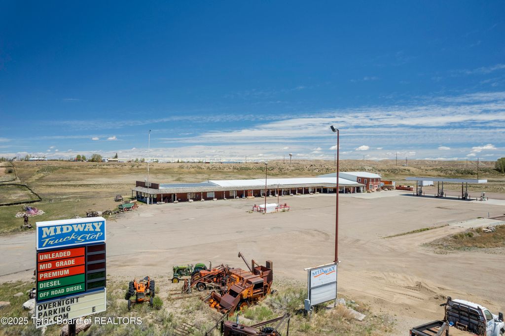 10652 US HIGHWAY 189, Big Piney, WY 83113 photo 25