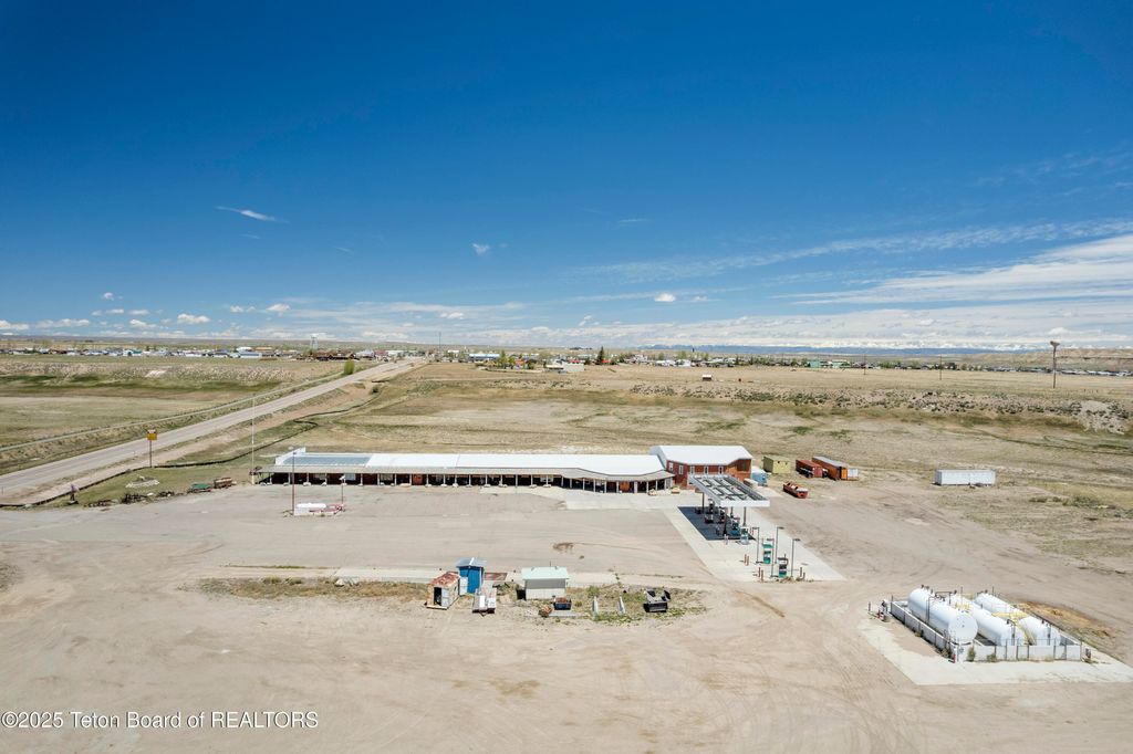 10652 US HIGHWAY 189, Big Piney, WY 83113 photo 26