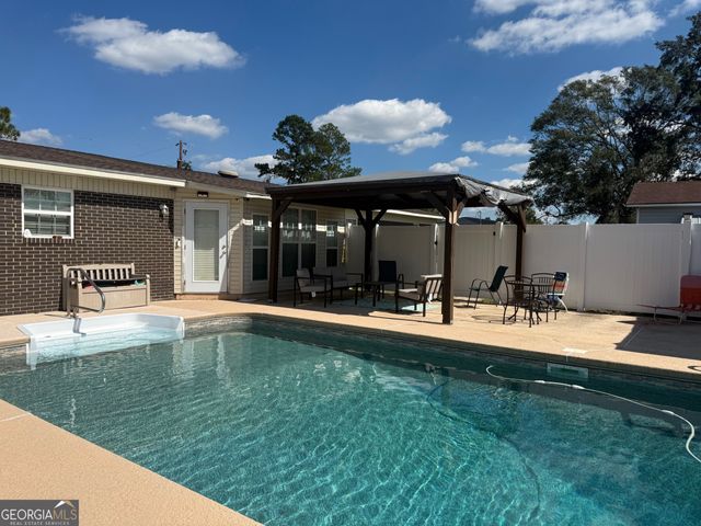 45 Elton Street, Hazlehurst, GA 31539