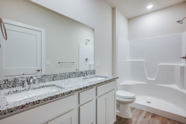 1790 W Redbud Lane, Goddard, KS 67052