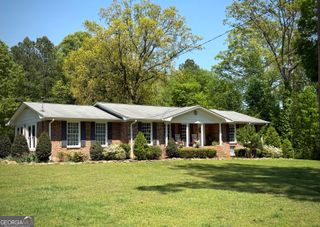 1055 E Hermitage Road NE, Rome, GA 30161