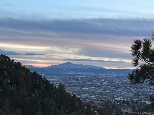 438 Galaxy Dr, Castle Rock, CO 80108