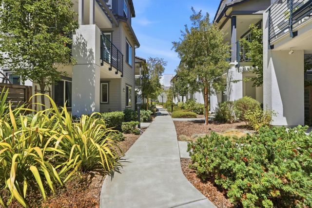 638 EUCALYPTUS Way, Alameda, CA 94501