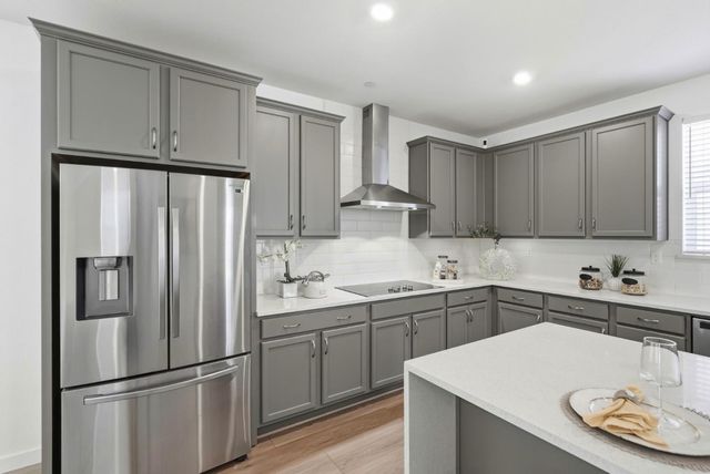 638 EUCALYPTUS Way, Alameda, CA 94501