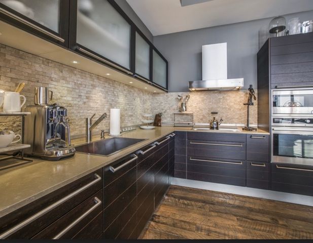 2408 Victory Park Lane 1034, Dallas, TX 75219