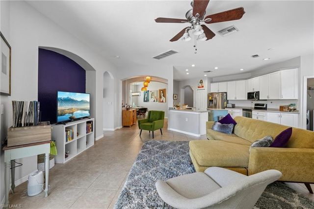 12142 Country Day CIR, Fort Myers, FL 33913
