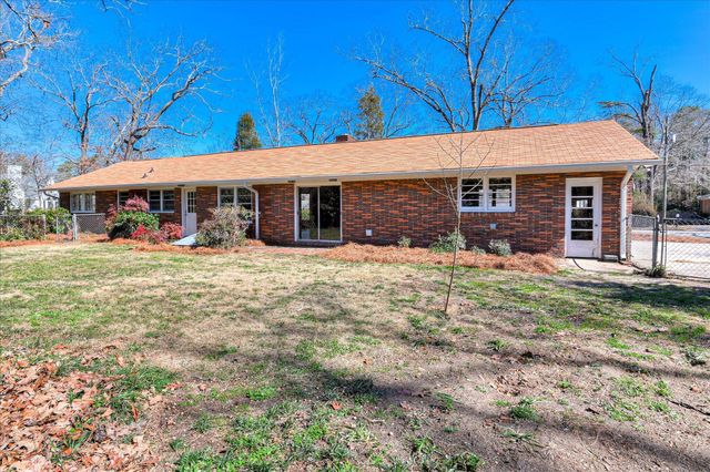 201 Dunbarton Circle SE, Aiken, SC 29803