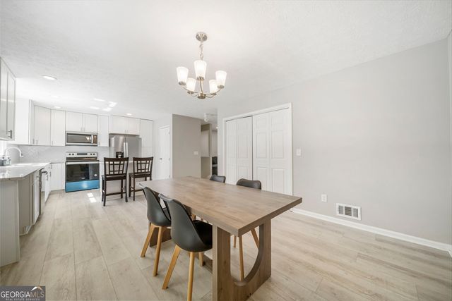 1296 Mohawk Drive NW, Lawrenceville, GA 30043