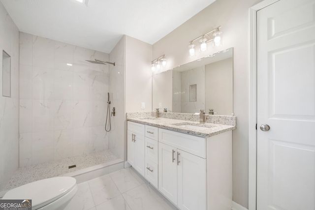 1296 Mohawk Drive NW, Lawrenceville, GA 30043