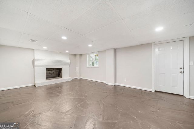 1296 Mohawk Drive NW, Lawrenceville, GA 30043