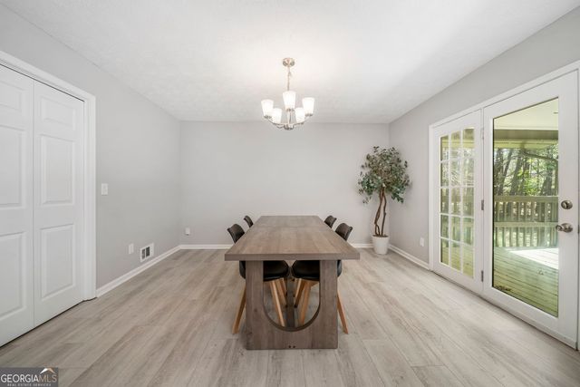 1296 Mohawk Drive NW, Lawrenceville, GA 30043