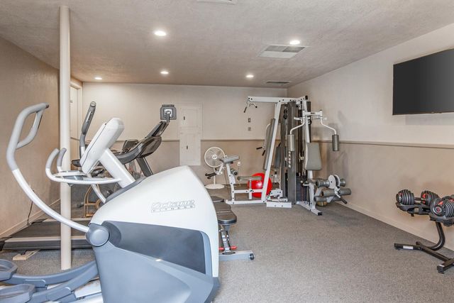 10961 Kester Drive, Cupertino, CA 95014
