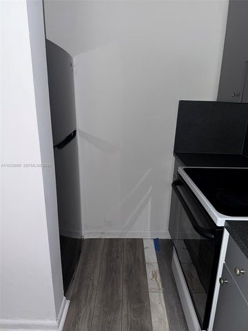 6070 W 18th Ave 202, Hialeah, FL 33012