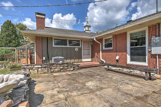 1805 East Sevier Avenue, Kingsport, TN 37664