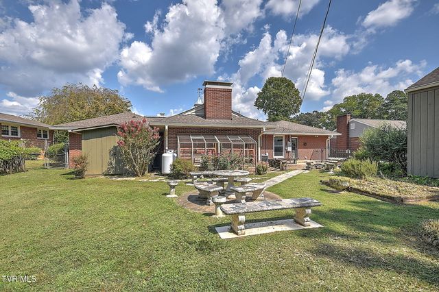1805 East Sevier Avenue, Kingsport, TN 37664