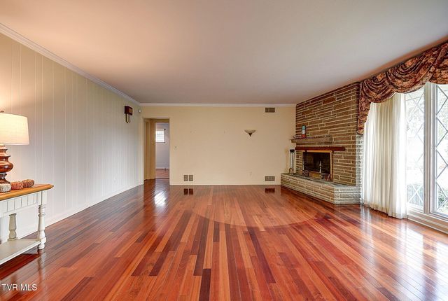 1805 East Sevier Avenue, Kingsport, TN 37664
