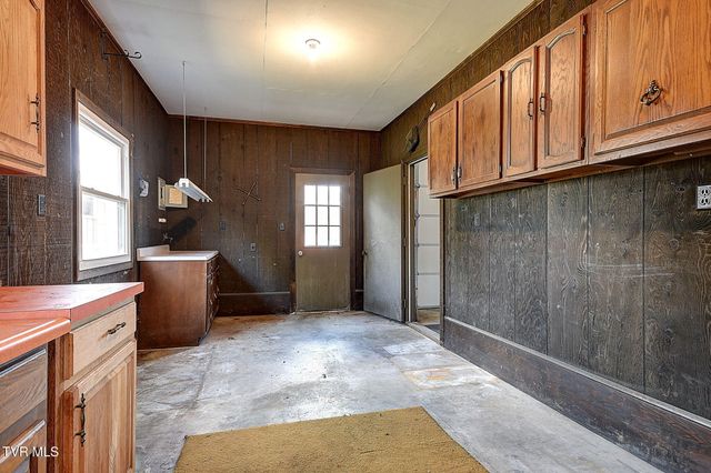 1805 East Sevier Avenue, Kingsport, TN 37664
