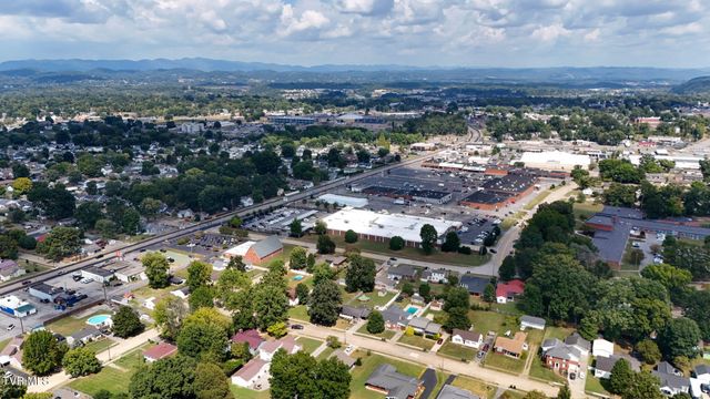 1805 East Sevier Avenue, Kingsport, TN 37664