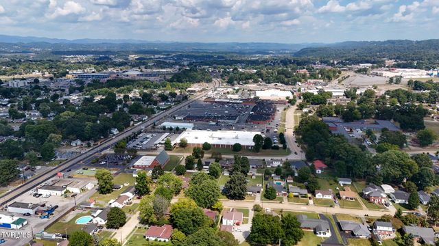 1805 East Sevier Avenue, Kingsport, TN 37664