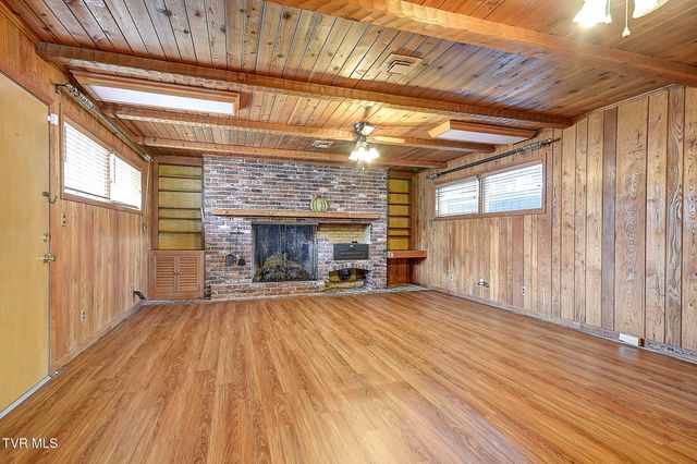1805 East Sevier Avenue, Kingsport, TN 37664