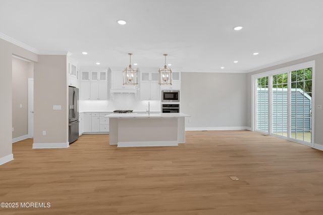 1614 Melrose Boulevard, Manalapan, NJ 07726
