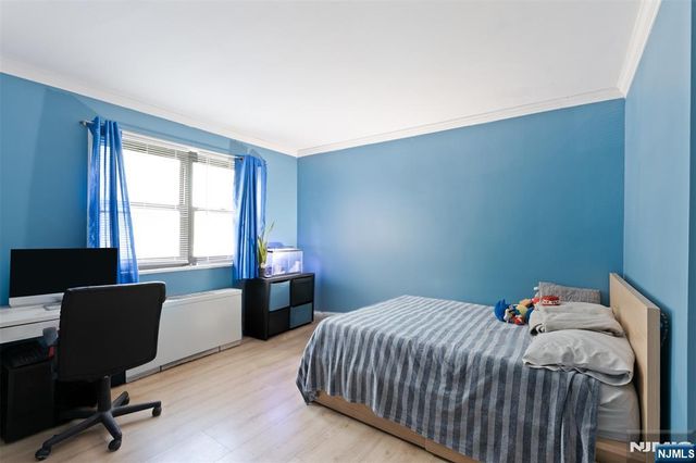 25 Grand Avenue 1E, Hackensack, NJ 07601