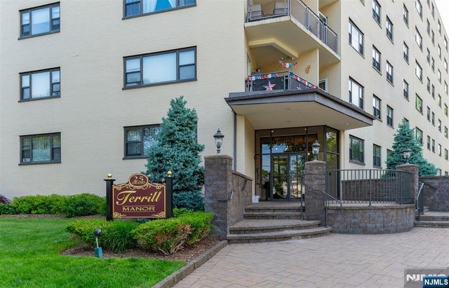 25 Grand Avenue 1E, Hackensack, NJ 07601