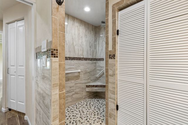 4812 Hollowbrook Road, Fort Worth, TX 76103